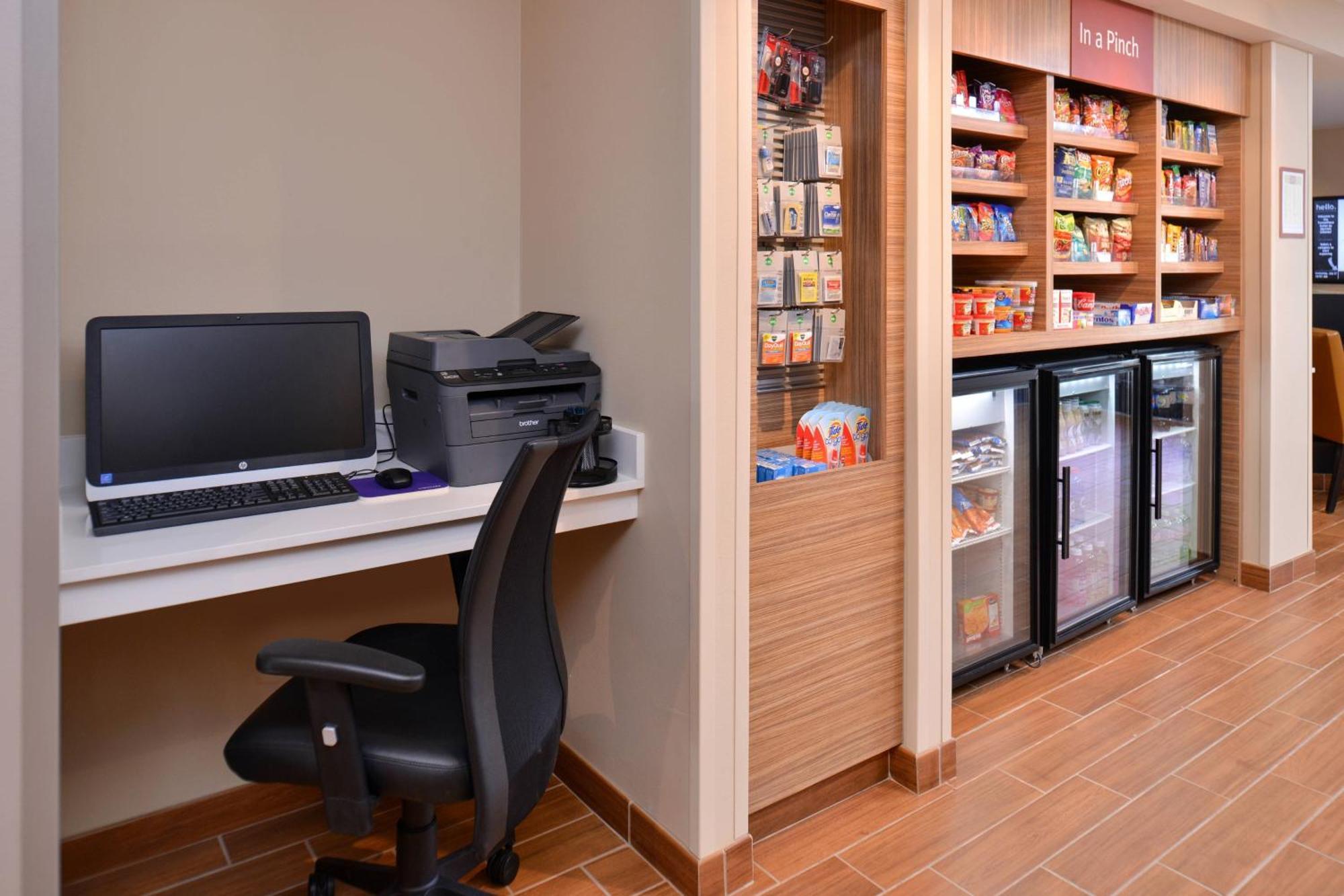 吉列唐普雷斯套房酒店 外观 照片