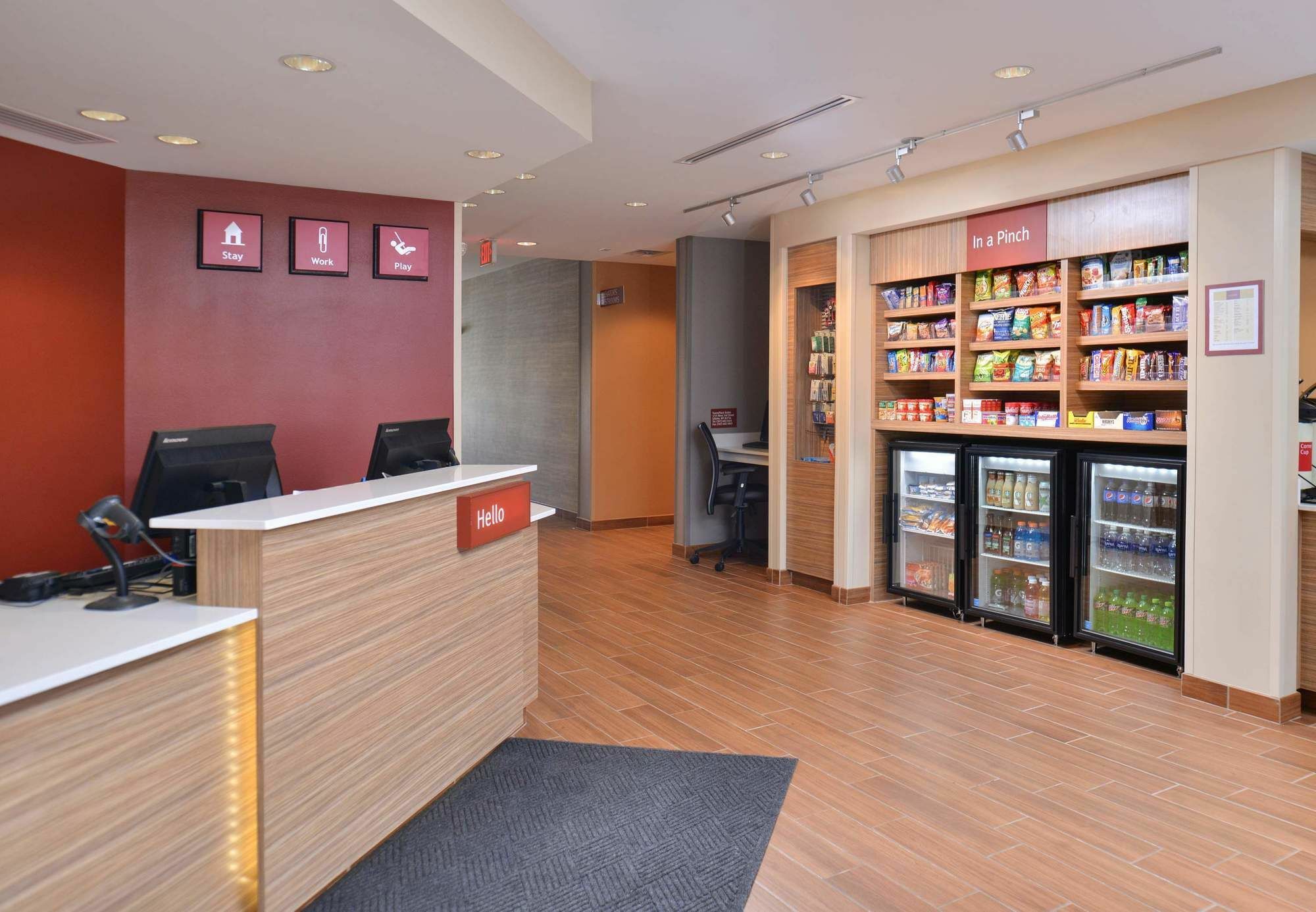 吉列唐普雷斯套房酒店 外观 照片